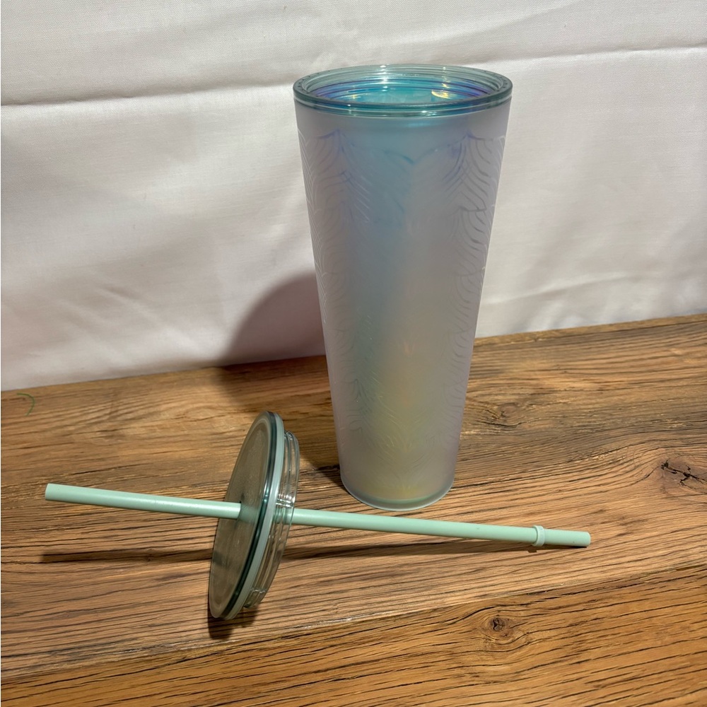 Starbucks Frosted Tumbler with‎ Green Straw - Picture 3 of 5